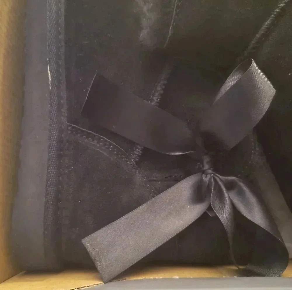 NEW girls size 5 suede kids boot bearpaw faux fur women's winter apparel boots